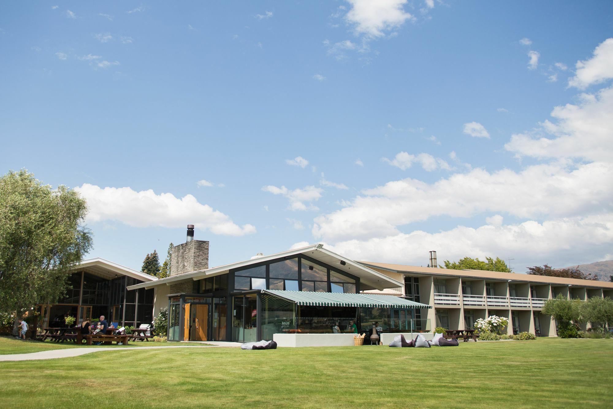Wanaka Hotel Zewnętrze zdjęcie